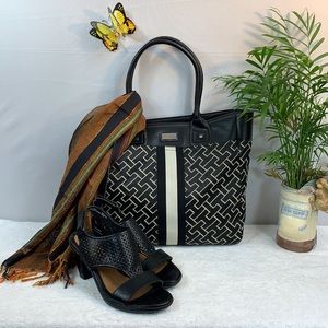 “TOMMY HILFIGER” Signature Tote